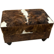 Load image into Gallery viewer, Stockyard Medium Ottoman