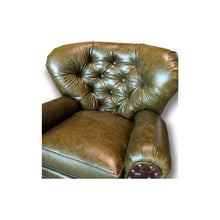 Load image into Gallery viewer, modern victorian chair