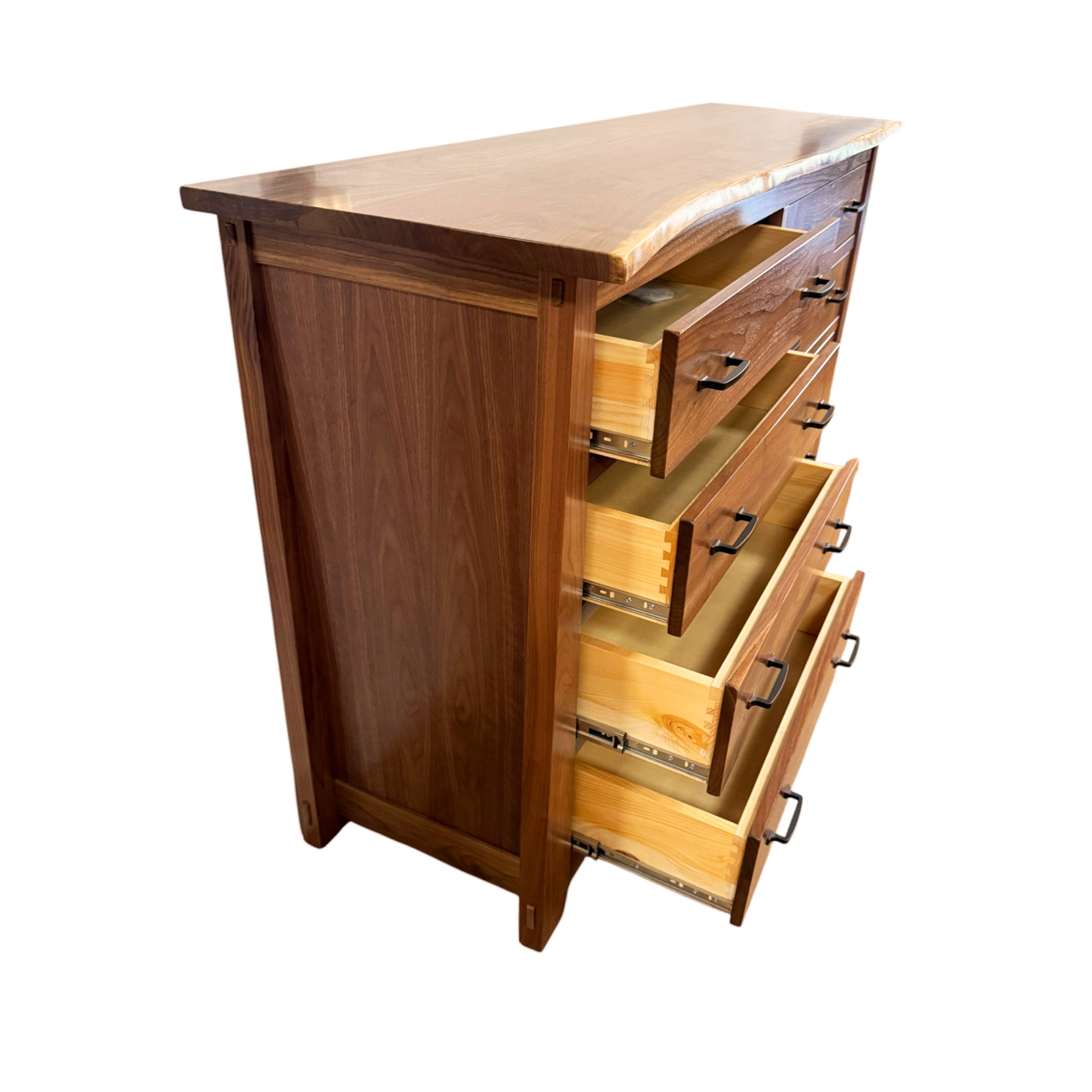 Frisco 8 Drawer Dresser