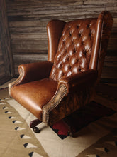 Load image into Gallery viewer, Vaquero Tufted Leather Cowhide Western Executive Office Chair