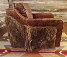 Load image into Gallery viewer, Yellowstone Luxe Swivel Chair