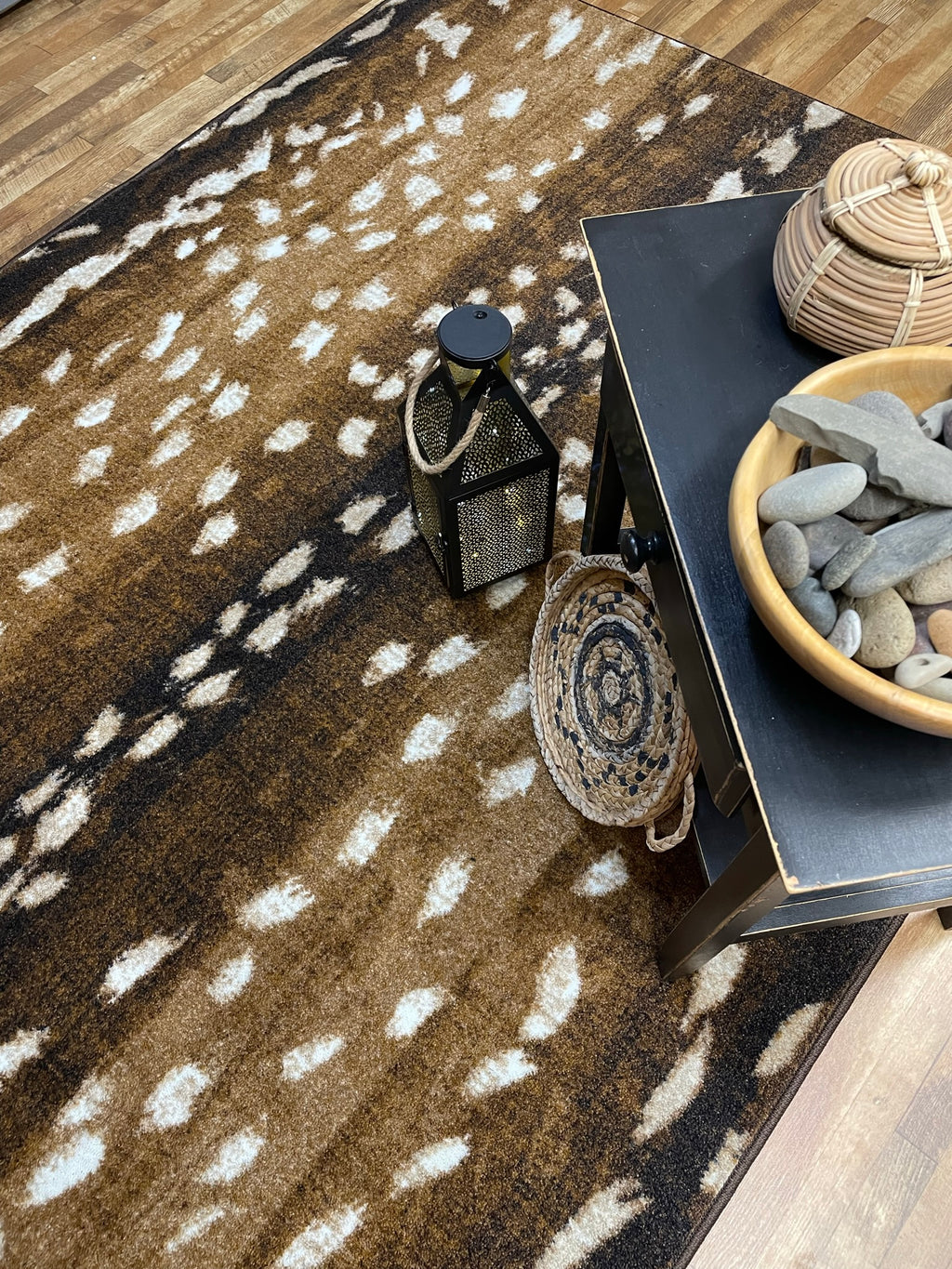 Image of an area rug, Mafaldi Axis Hide - Brown