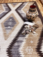 Image of an area rug, Roar - Natural Wools