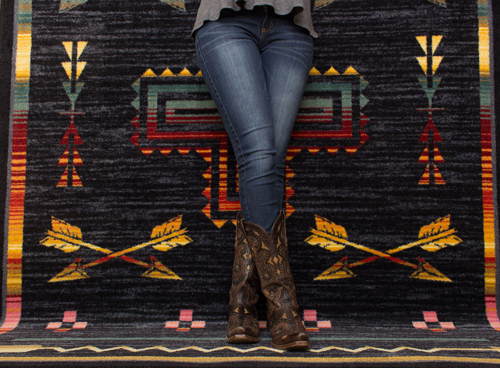Image of an area rug, Shoot Me Straight - Gray