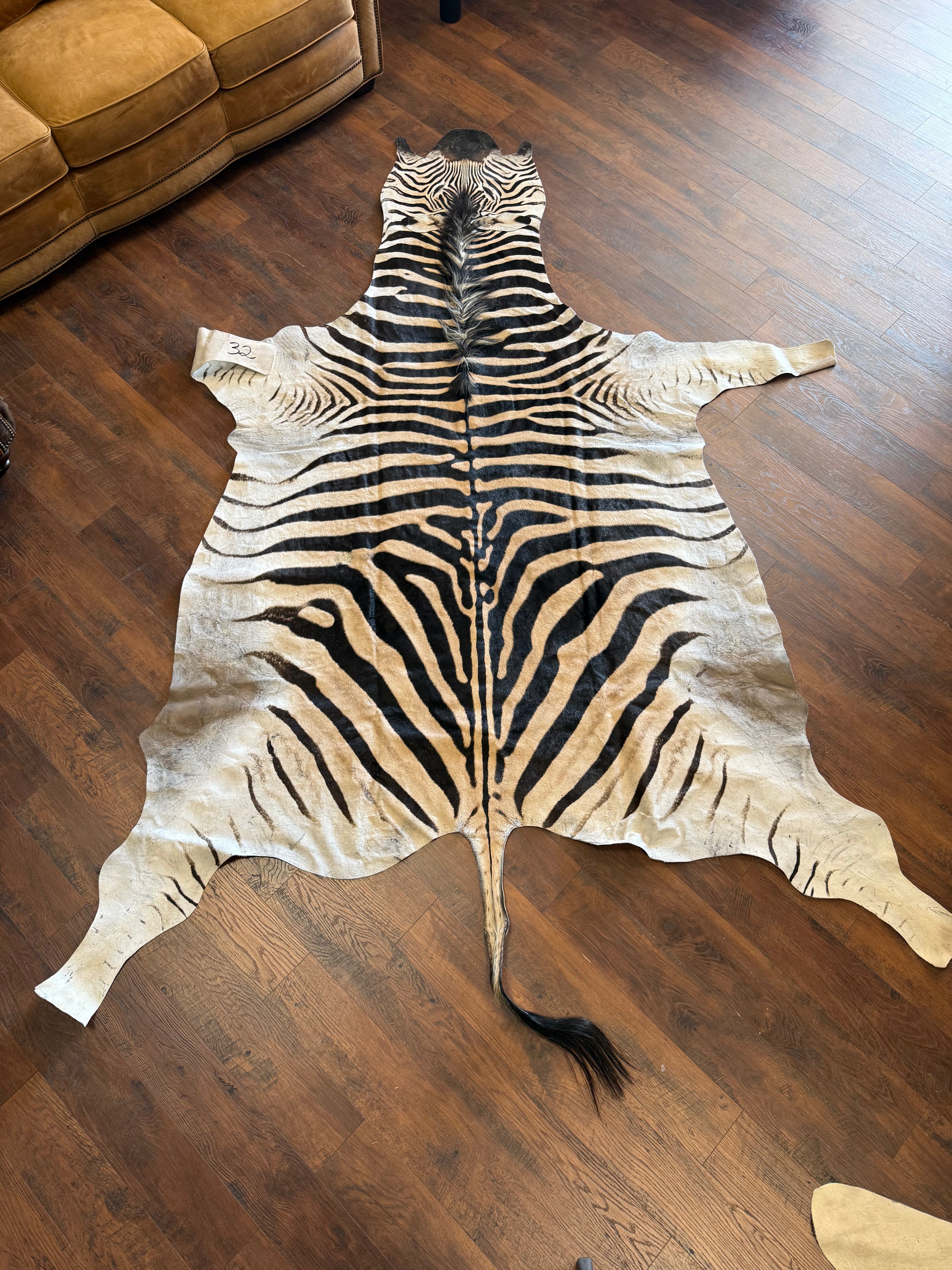 Zebra Hide 32