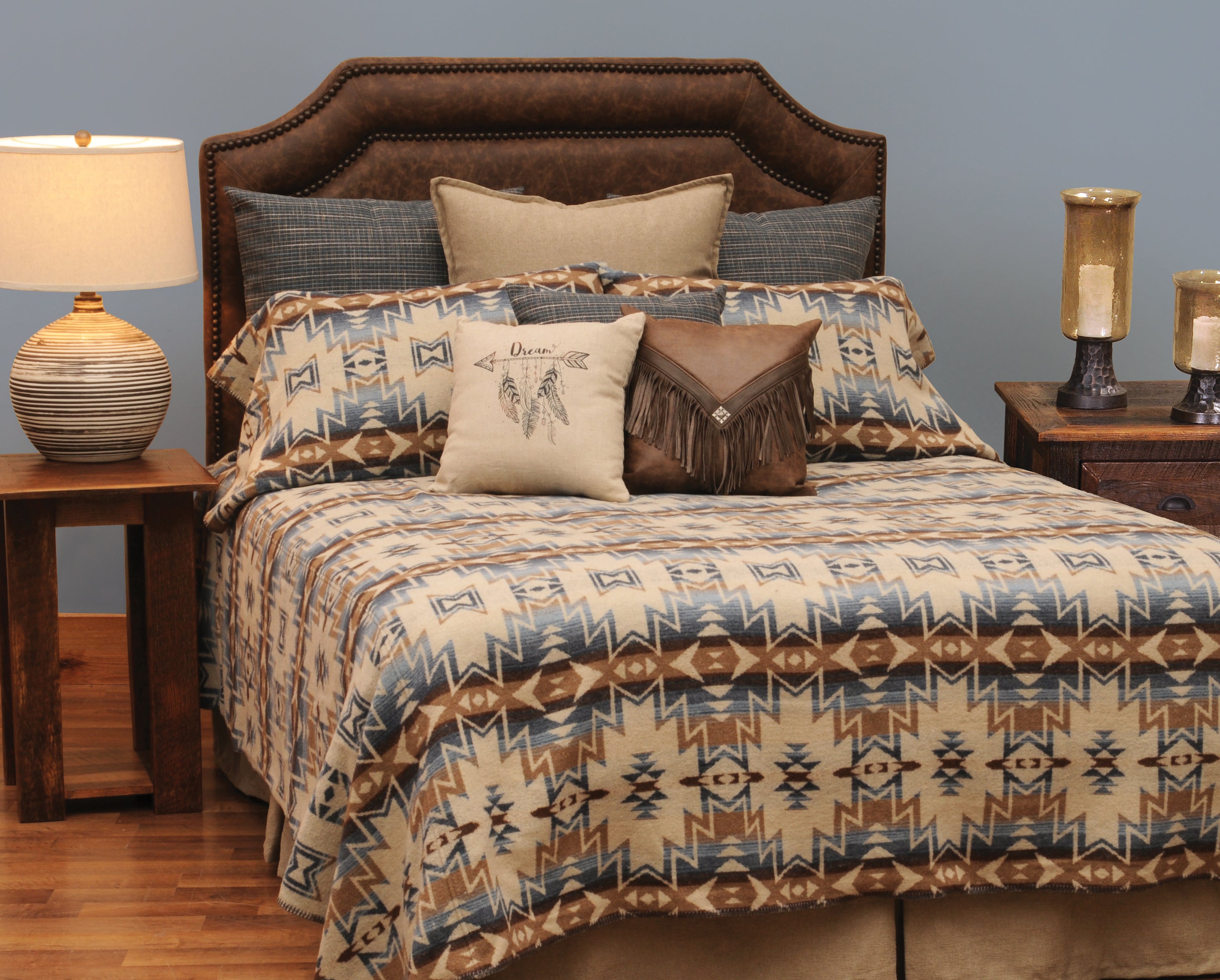 Cascada Bedspread Set