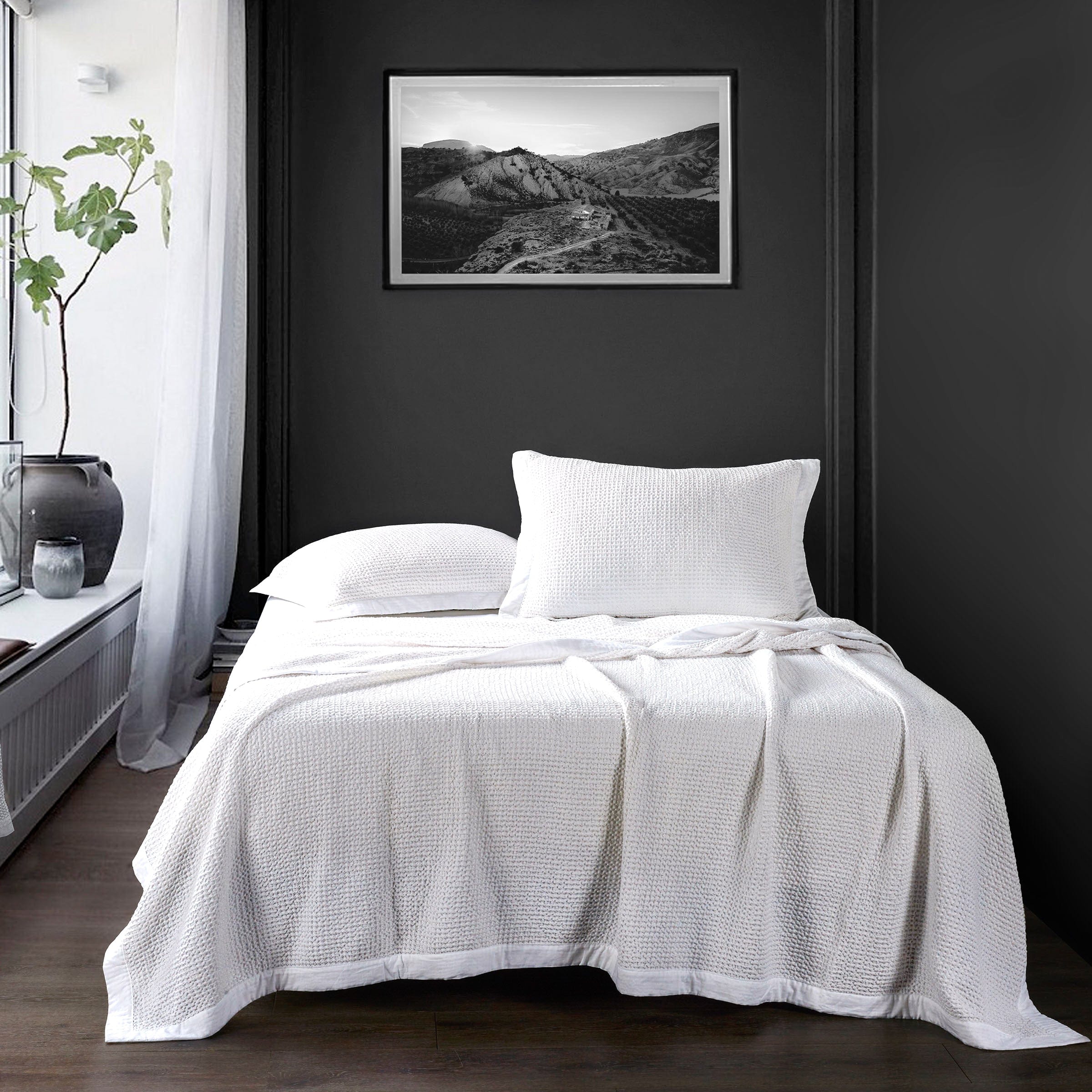 Stonewashed Cotton Waffle Weave Coverlet - White Coverlet