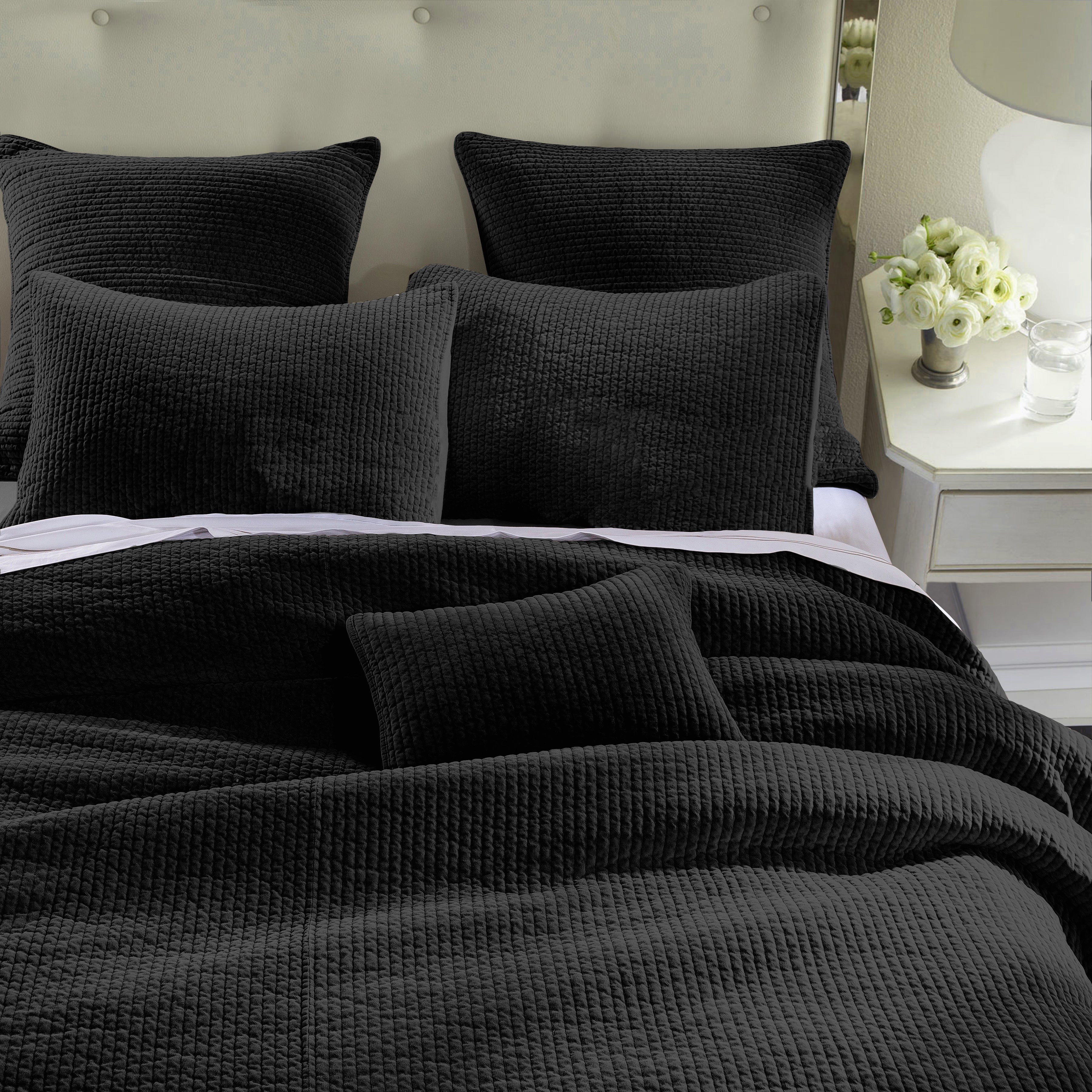 Stonewashed Cotton Velvet Quilt Set - Black Quilt Set
