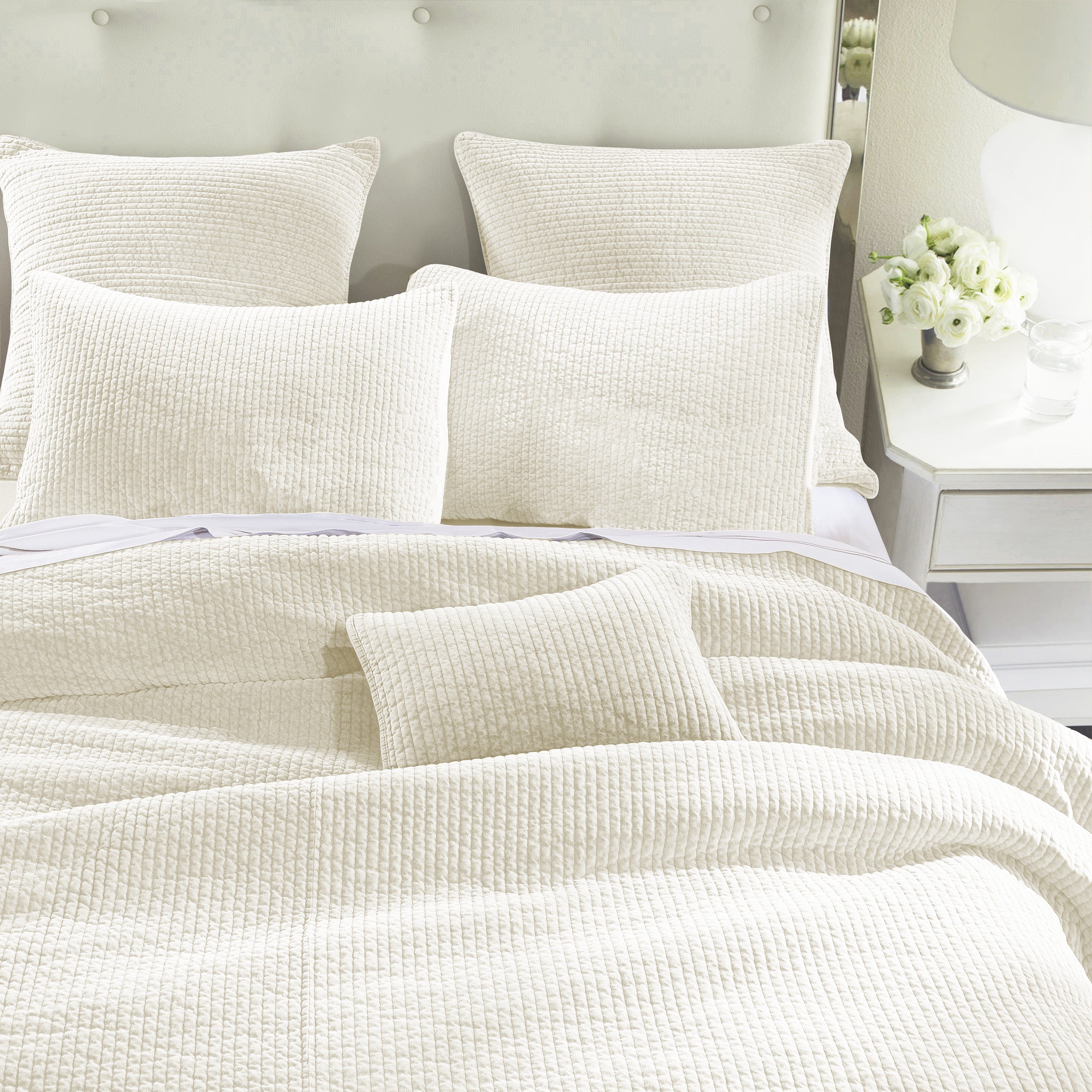 Stonewashed Cotton Velvet Quilt Set - Vintage White Quilt Set