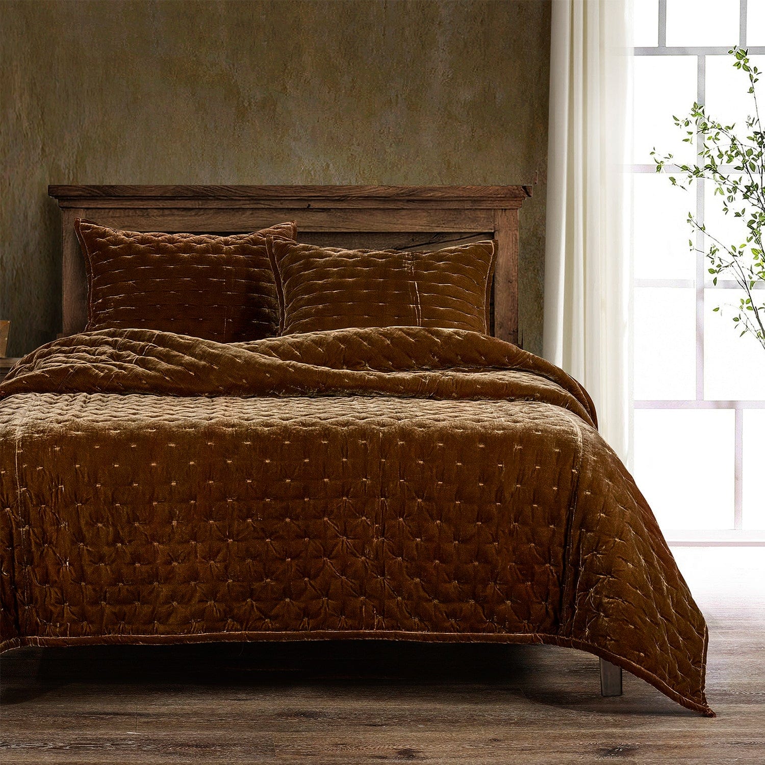 Stella Faux Silk Velvet Pintuck Quilt - Copper Brown Quilt