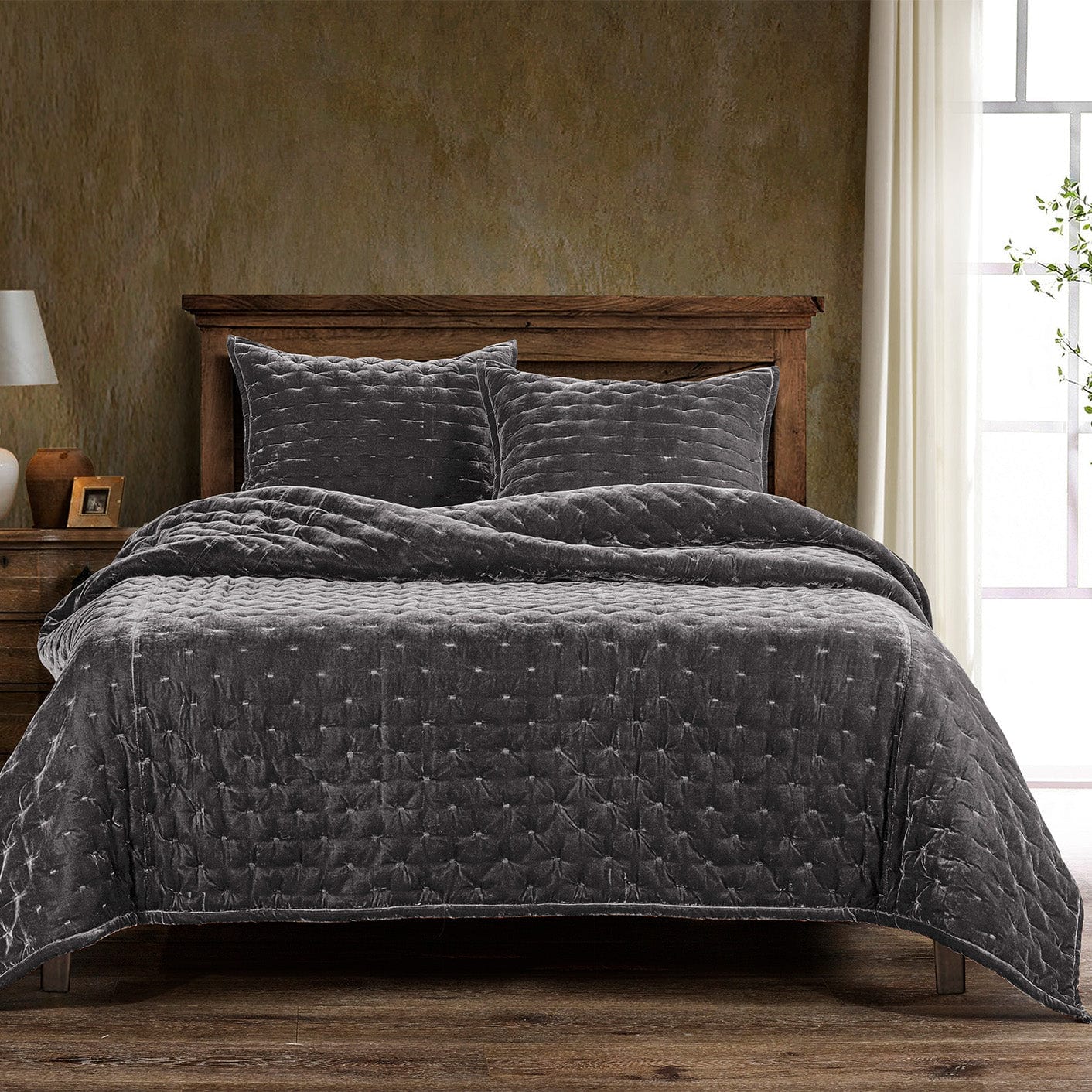 Stella Faux Silk Velvet Pintuck Quilt - Dark Slate Quilt