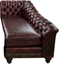 Load image into Gallery viewer, Chesterfield Day Bed Chaise Lounge