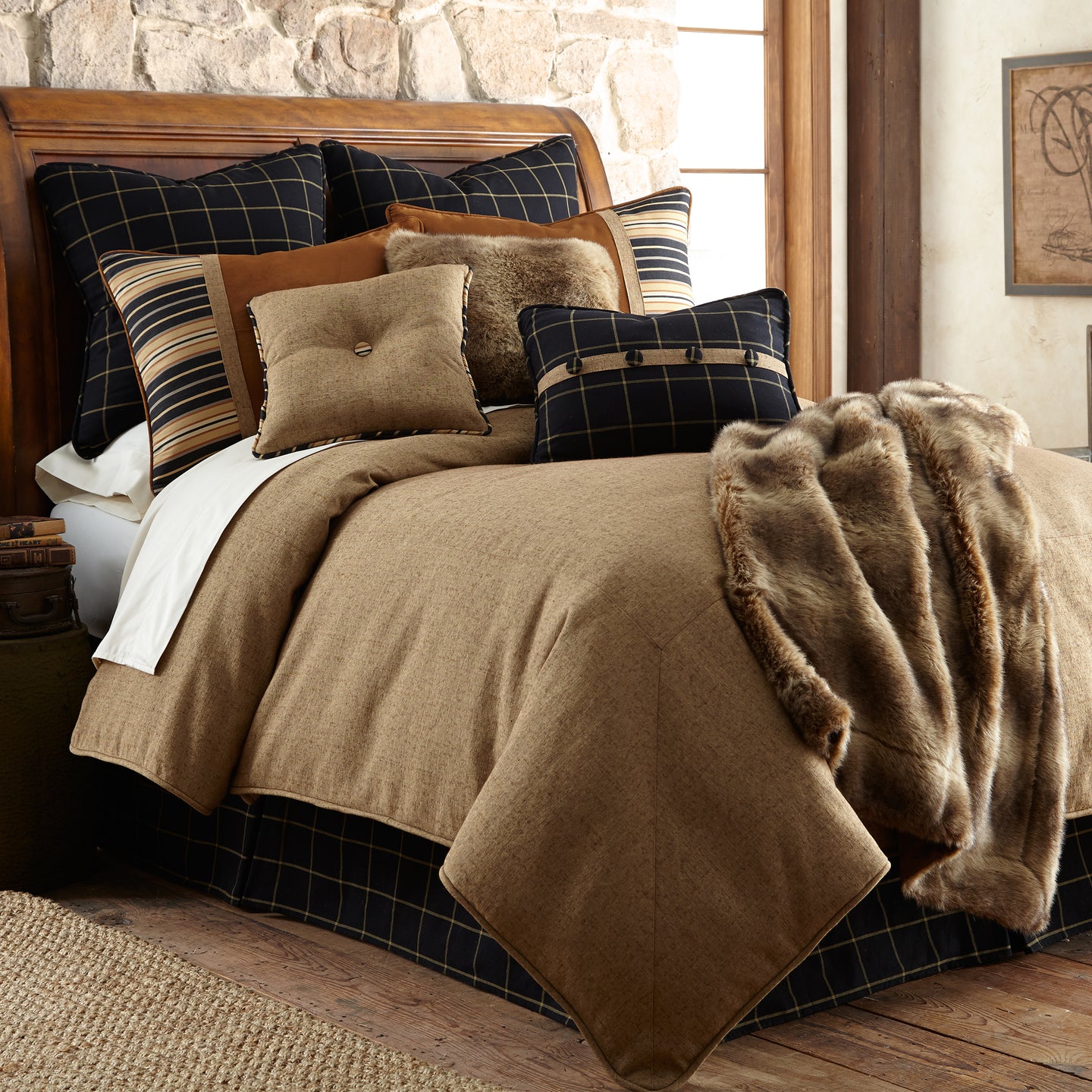 Asbury Comforter Set