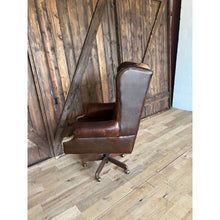 Load image into Gallery viewer, Axis Executive Desk Chair