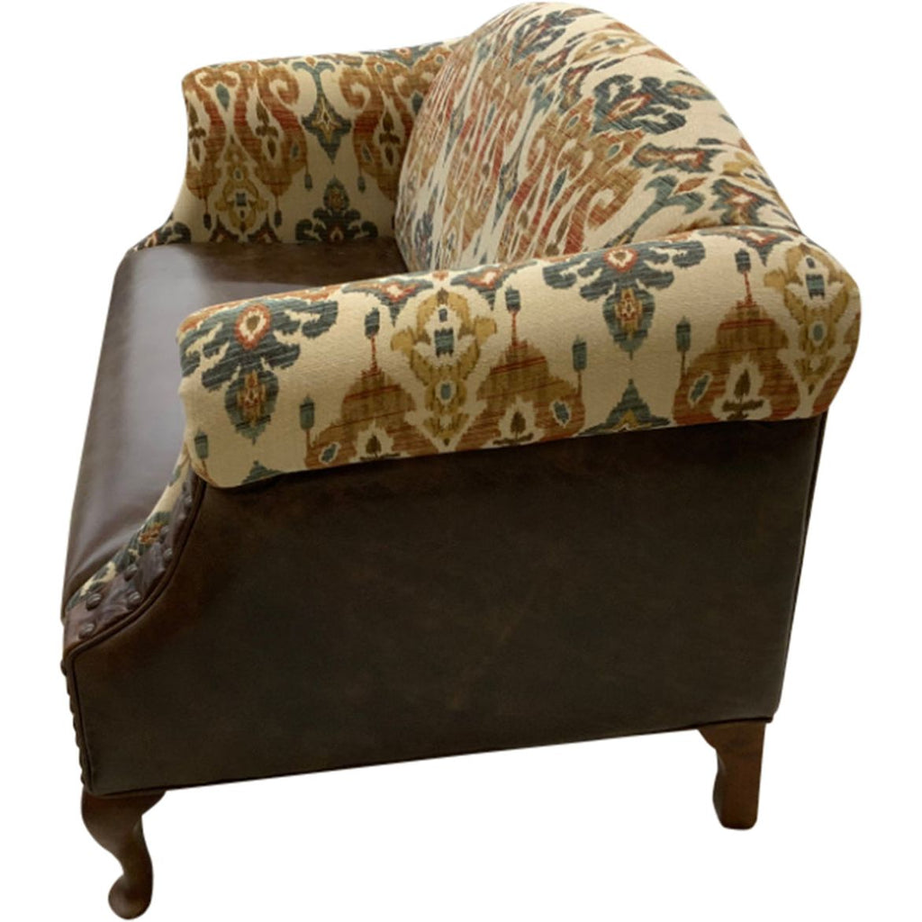 Nuevo Settee